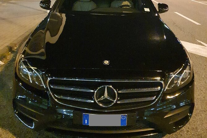 Reykjavik Airport (RKV) to Grindavík - Arrival Private Transfer - What To Expect