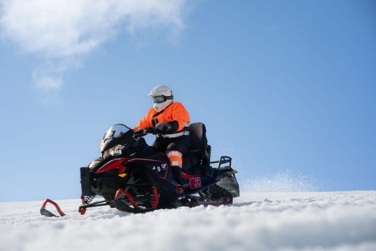 Reykjavik: Golden Circle in a Super Jeep With Snowmobiling - Itinerary Highlights