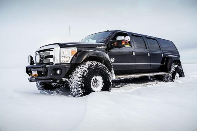 Reykjavik: Golden Circle Super Jeep and Snowmobiling Tour - Participant Requirements