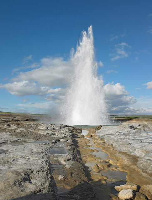 Reykjavik: Golden Circle Super Jeep and Snowmobiling Tour - Preparation and Recommendations
