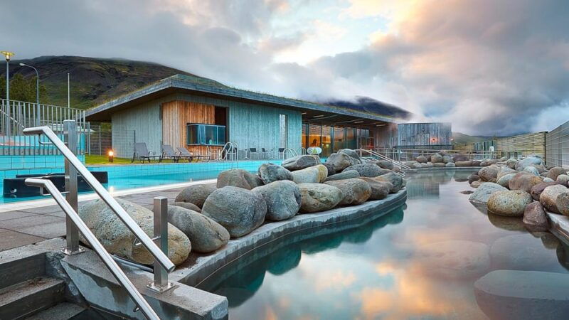 Reykjavik: Golden Circle with Laugarvatn Fontana Admission - Good To Know