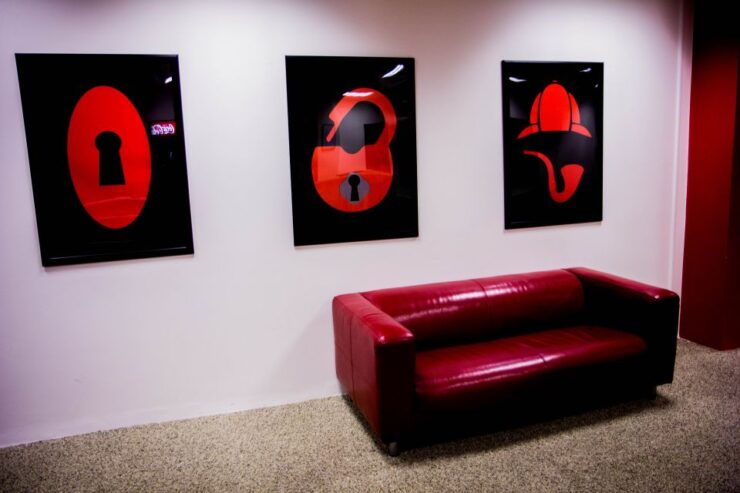 Reykjavik: Happy Hour Escape Room - Ticketing Information