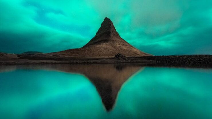 Reykjavik: Northern Lights Hunting and Professional Photos - Experience Highlights