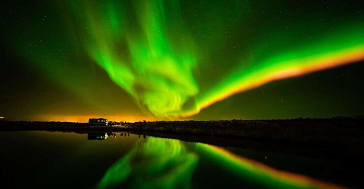 Reykjavik: Northern Lights Small Group Minibus Tour - Customer Satisfaction