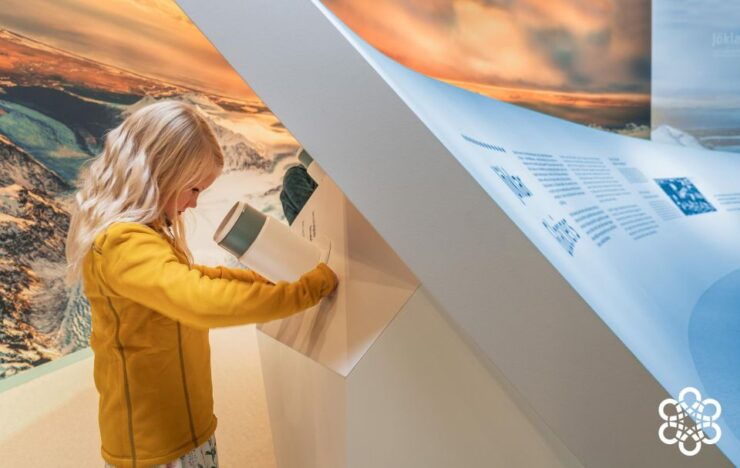 Reykjavik: Perlan Museum Wonders of Iceland Entrance Ticket - Exhibits and Shows