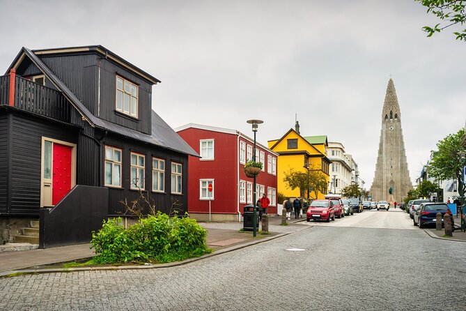 Reykjavik Romance: A Love Affair Amidst Enchanting Landscapes - Unwind and Relax in Reykjavik