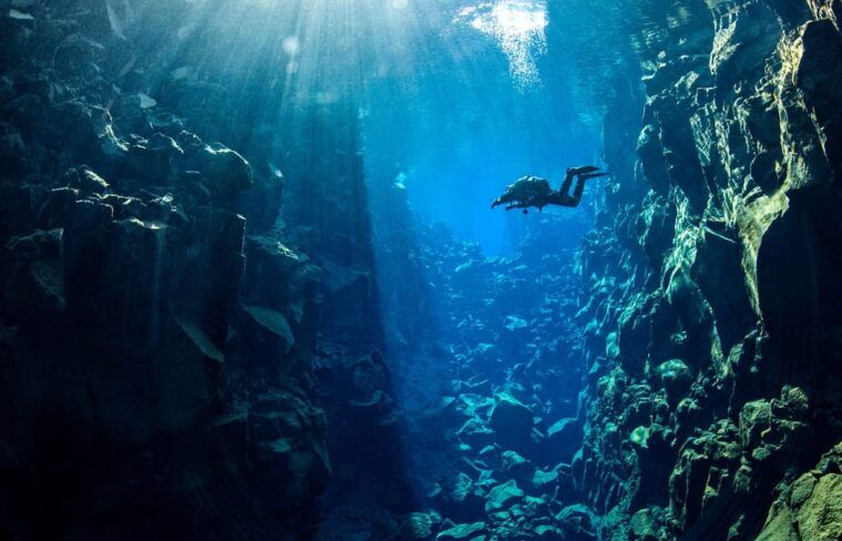 Reykjavík: Silfra Fissure Diving with Optional Pickup - The Value of This Experience