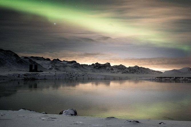 Reykjavik Small-Group Northern Lights Hunting Tour - Tour Overview and Experience