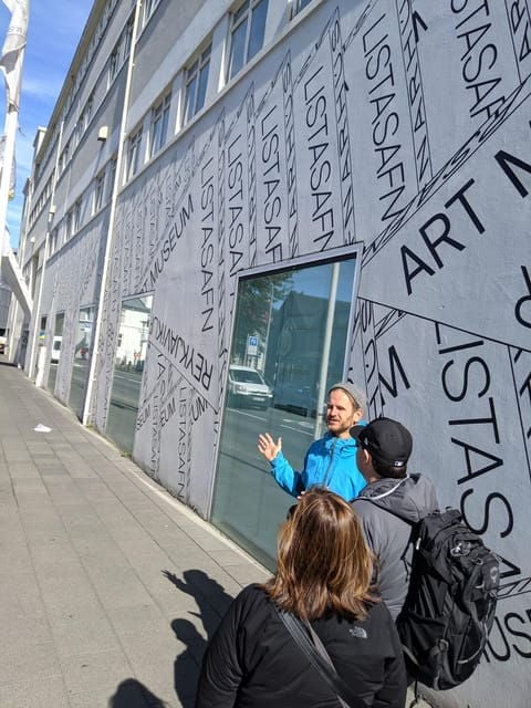 Reykjavik: Street Art Walking Tour - Discovering Reykjavik’s Urban Canvas