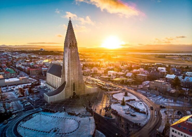 Reykjavik: The Icelandic Woman Private Walking Tour - Experience Highlights