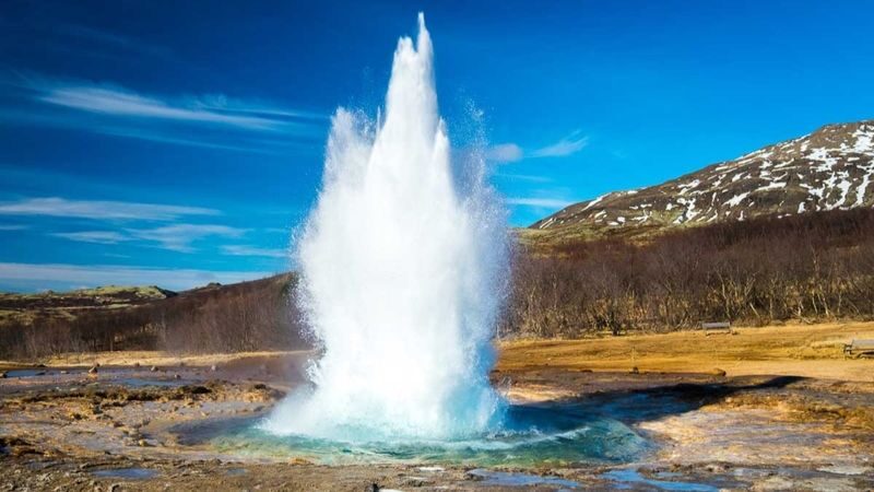 Reykjavik Thingvellir & Geysir Full-Day Small Group Tour - A Golden Circle day, with a stop-list question