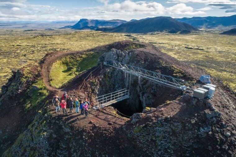 Reykjavik: Thrihnukagigur Volcano Guided Hiking Day Trip - FAQ
