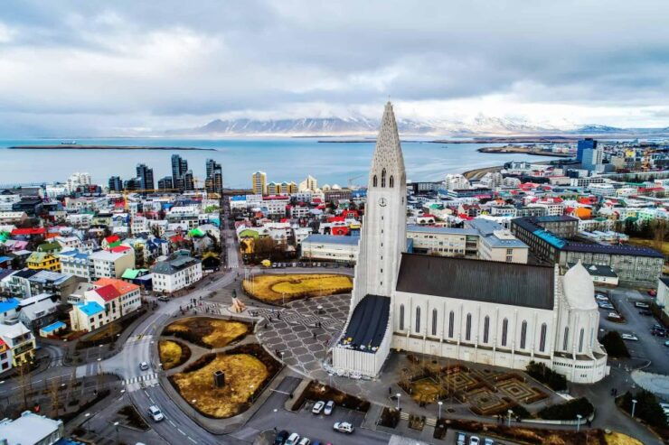 Reykjavik Transfer to KEFlavik Airport KEF - Experience Highlights