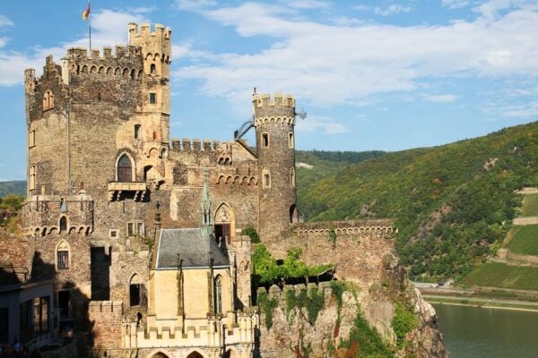 Rhine Valley Castles: 1.5-Hour Boat Tour From Rüdesheim - Exploring Middle Rhine Valley