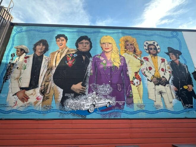 Rhinestone Roots: Nashvilles Country Music History Tour - Stories of Country Music Legends