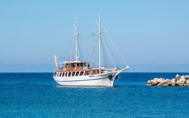 Rhodes: Evening Boat Cruise With Sunset Views & Drinks - Experience Highlights