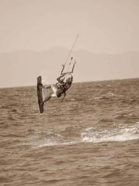 Rhodes: Kitesurf Extra Help Course for Riders 1hr - Good To Know