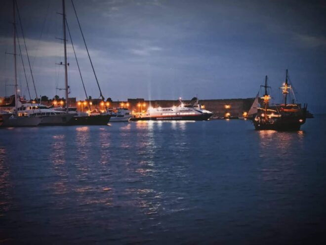 Rhodes: Night Cruise With Live Music and Sightseeing. - Customer Experiences and Reviews