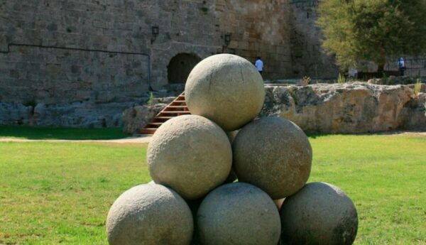 Rhodes: Private Medieval City Treasure Hunt With Food Stops - Booking and Cancellation Policy