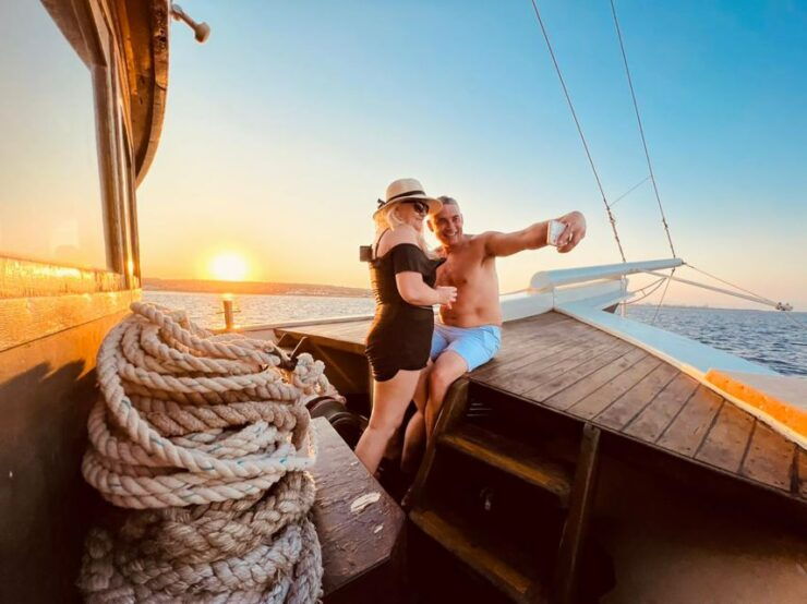 Rhodes: Sunset Cruise With Greek BBQ and Unlimited Drinks - Experience Highlights
