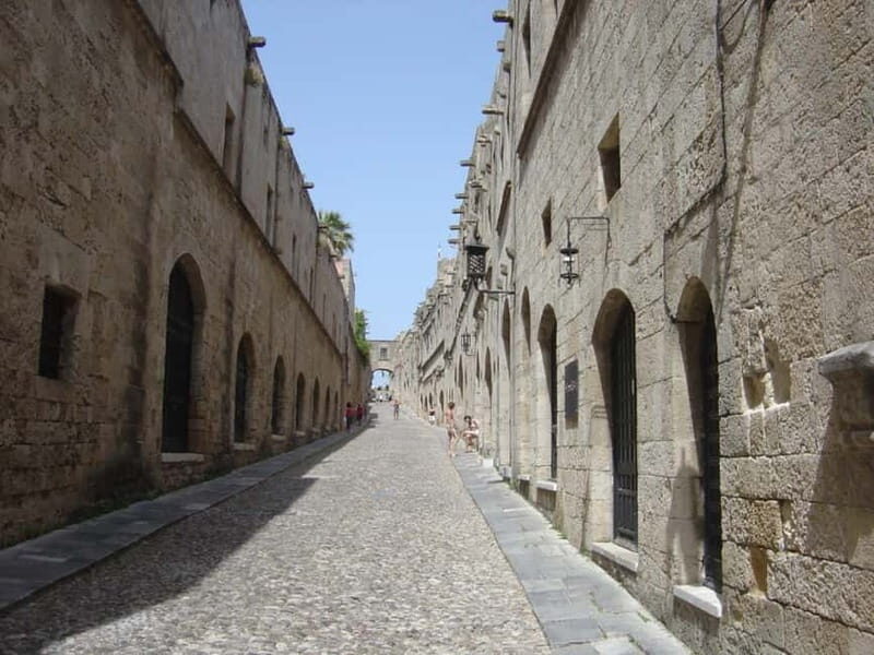 RHODES:HALF DAY TRIP TO RHODES TOWN - Good To Know