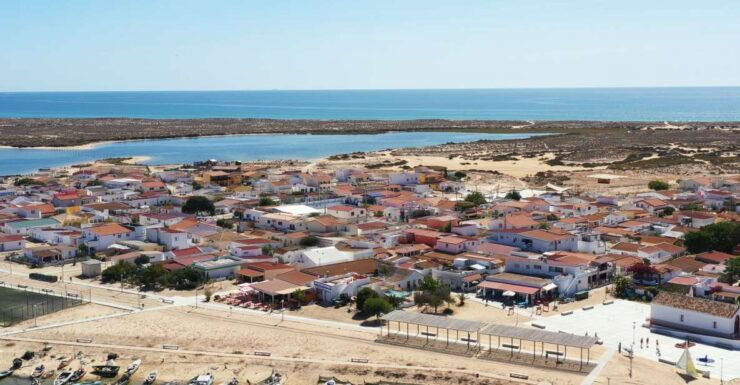 Ria Formosa: Armona and Culatra Islands Boat Tour - Experience