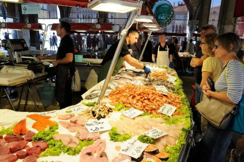 Rialto Market and Cicchetti Cooking Class in Venetian Venue - The Experience: Pros and Cons