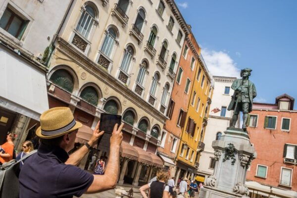 Rialto Market Food and Wine Lunchtime Tour of Venice - Directions