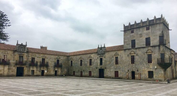 Rias Baixas: Boat Tour With Wine, Seafood, and Winery Visit - Activity Details