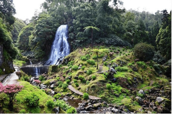 Ribeira Dos Caldeirões: Guided Canyoning Tour With Gear - Visitor Reviews and Ratings