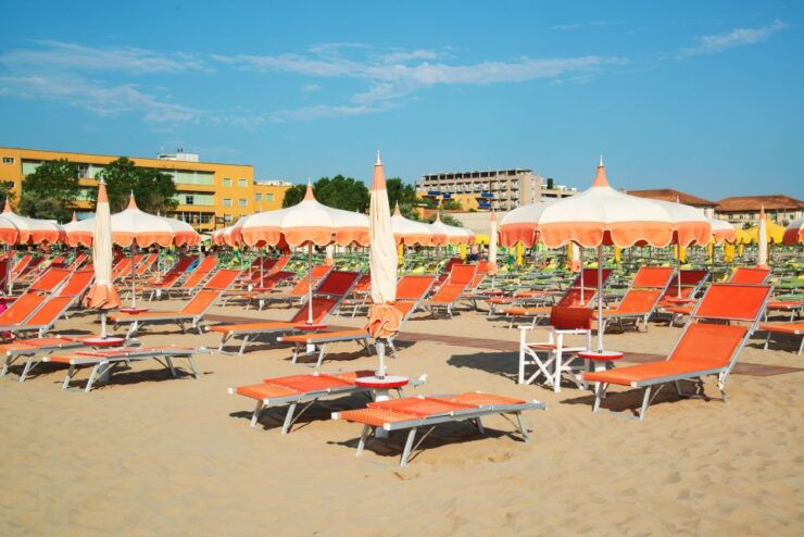Riccione: 71 Beach With Umbrella, Sunbed, & Aperitif - Experience Highlights