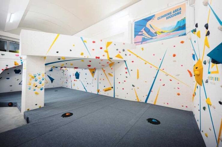 Riccione: Climbing Experience 1 Day - Facilities and Equipment Provided