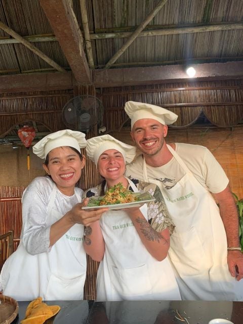 Ricepaper Class at the Organic Vegetable Village "Tra Que" - Experience Highlights