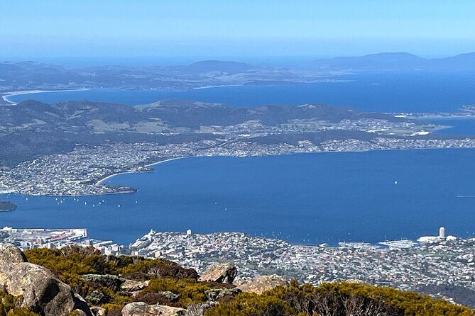 Richmond Village And Kunanyi and Mt Wellington Combo Tour - Reaching the Summit: Awe-Inspiring Views & Photo Opportunities