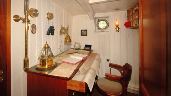 Rickmer Rickmers Museum Guided Tour With Transfers - Common Questions