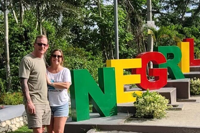Rick's Cafe and Seven Mile Beach Private Transportation - Exploring the Best of Negril: Ricks Café and Seven Mile Beach Private Tour