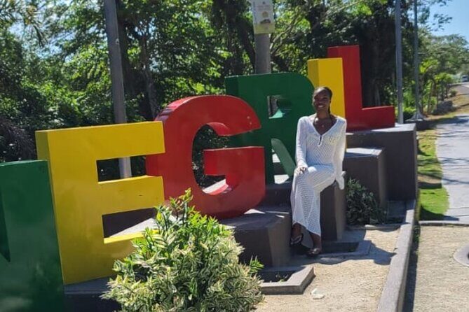 Rick's Cafe and Seven Mile Beach Private Transportation - Authentic Experiences and Local Vibe