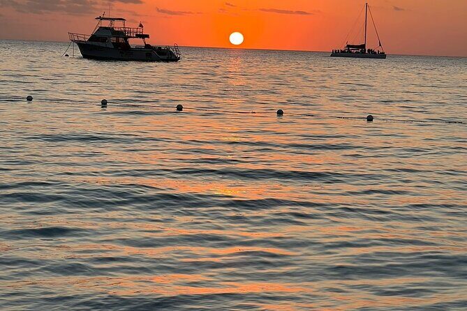 Rick's Cafe & Shopping in Negril - FAQs