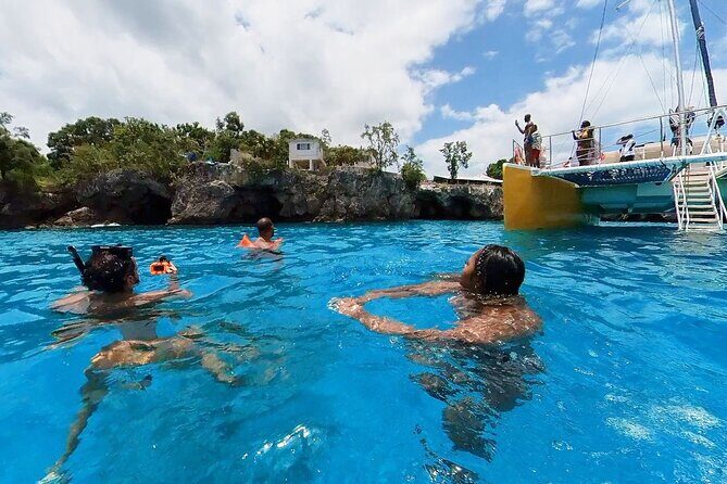 Ricks Cafe Sunset Catamaran Grand Palladium Resorts ADULTS ONLY - Good To Know