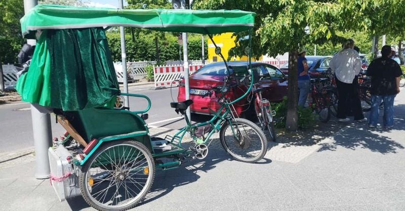 Rickshaw private driver, shared Guide Berlin Highlights - Good To Know