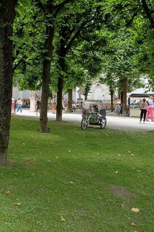 Rickshaw Tour Salzburg: Old Town, Mirabell, Hellbrunn - Good To Know