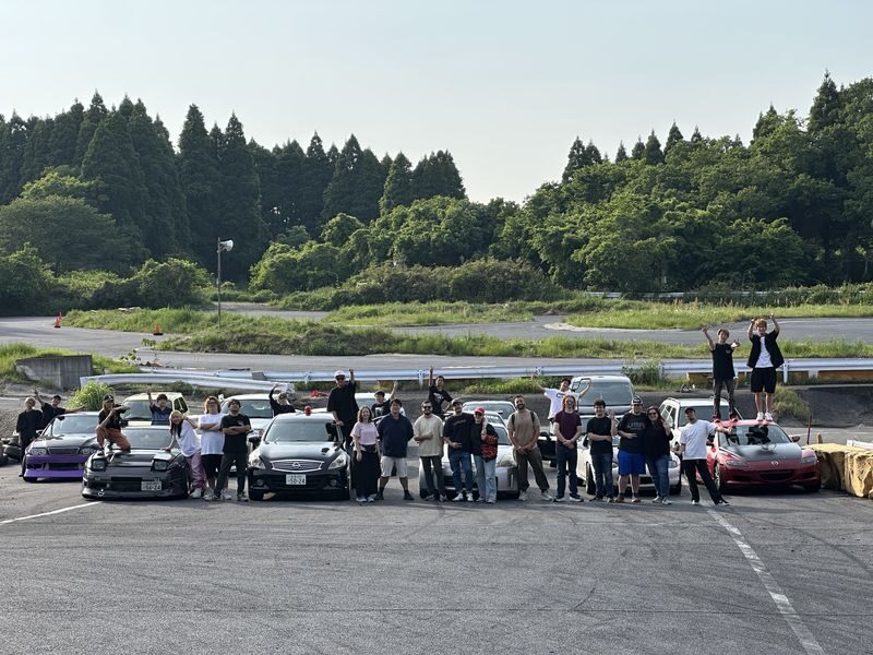 Ride Along Drifting Experience and Police Chase near Tokyo Daikoku - Who will enjoy this most?