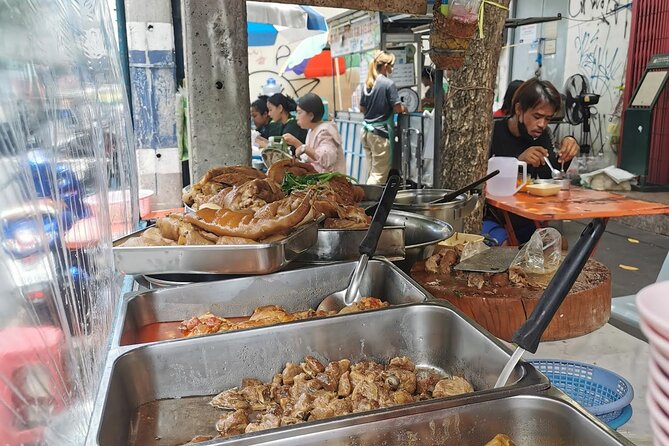 Rides on Thai Tuk-Tuk & Michelin Street Food Tasting - Tasting Bangkoks Culinary Treasures