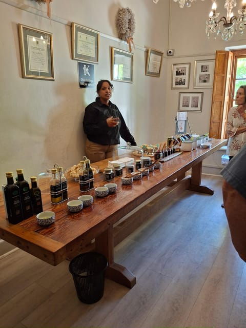 Riebeek-Kasteel:, Winetasting, Olive , and Port Tasting Tour - FAQ