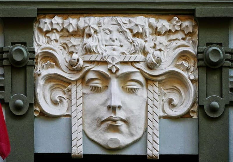Riga: 2-Hour History of Art Nouveau Walking Tour - In-Depth Look at the Tour Experience