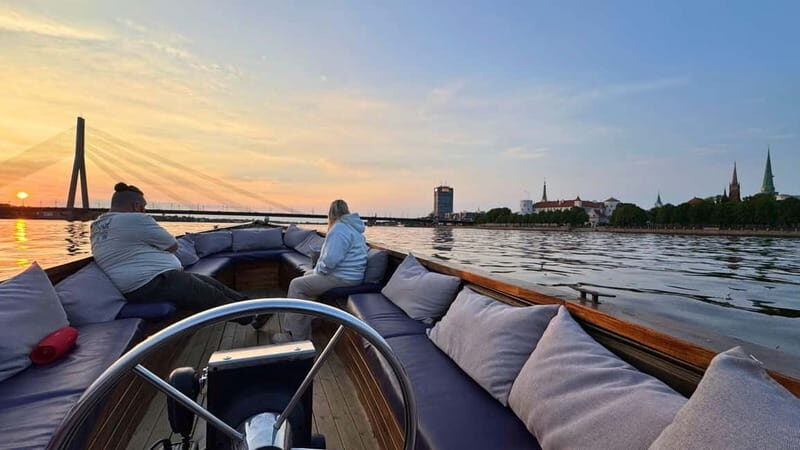 Riga: Evening or Sunset Boat Tour with Welcome Drink - What to Expect During the Tour