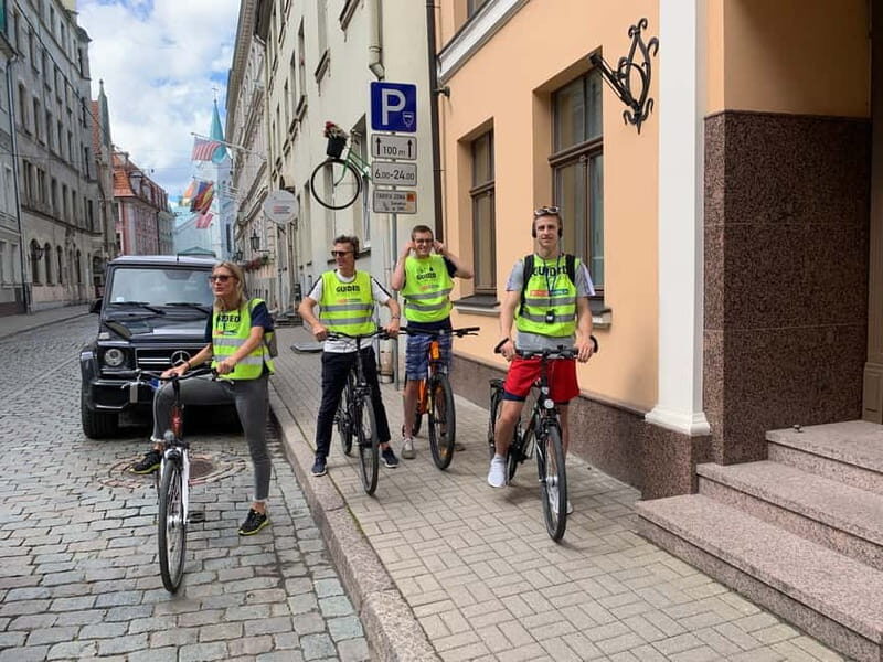 Riga: Guided City Highlights Bike Tour - Good To Know
