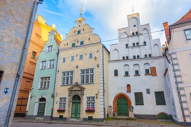 Riga Highlights and Art Nouveau Museum Private Tour - Tour Inclusions