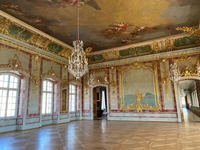 Riga: Hill of Crosses, Rundle Palace, & Bauska Castle Tour - Why This Tour Offers Great Value