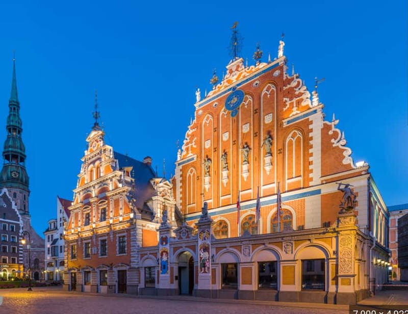 Riga Old Town, C Market & Art Nouveau Guided Walking Tour - A Closer Look at the Itinerary and Highlights